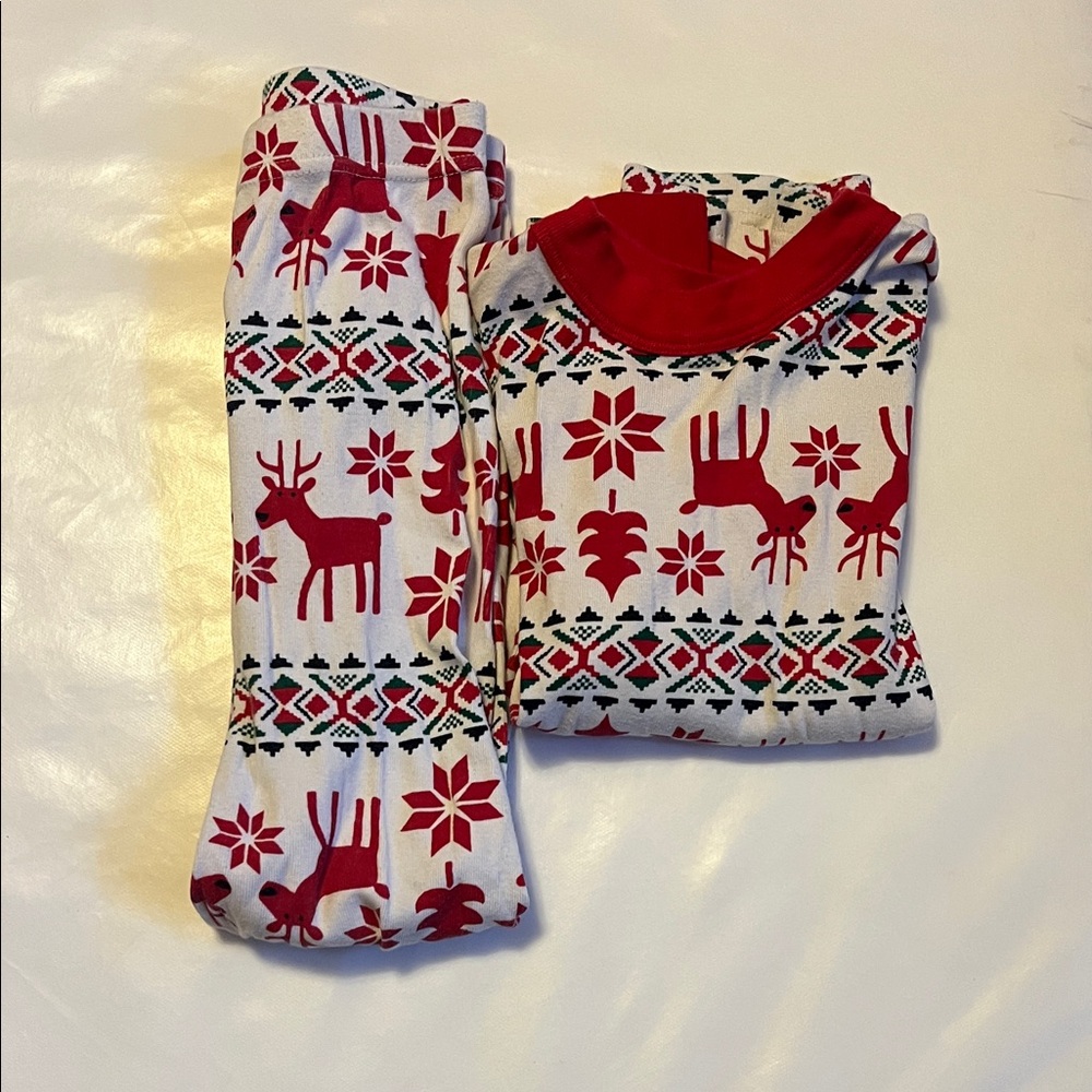 Hanna Andersson Red and White Reindeer Pajama Set